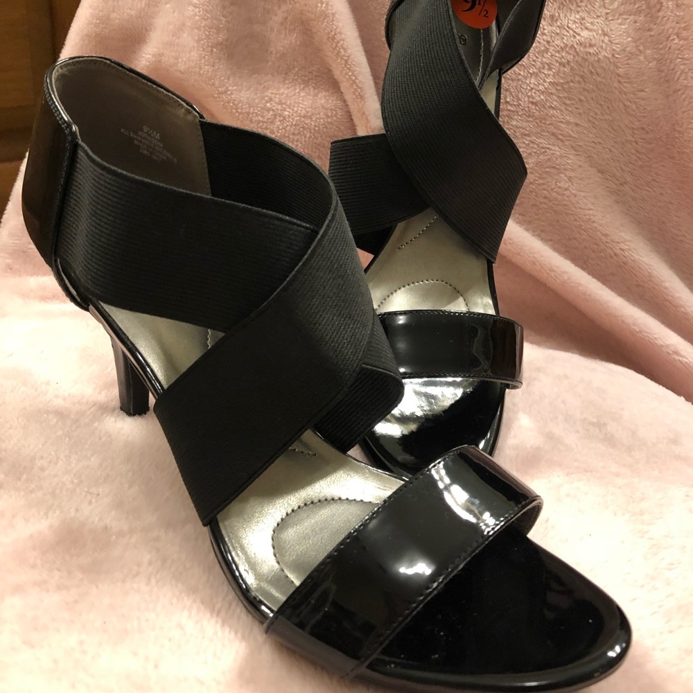 Bandolino Women’s Heels